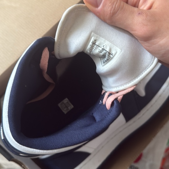 Jordan 1 - Picture 2 of 4